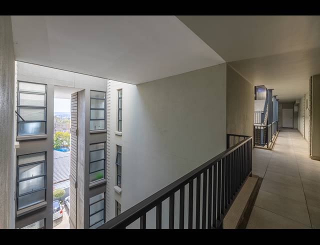 1 BEDROOM APARTMENT FOR SALE IN RIVONIA
